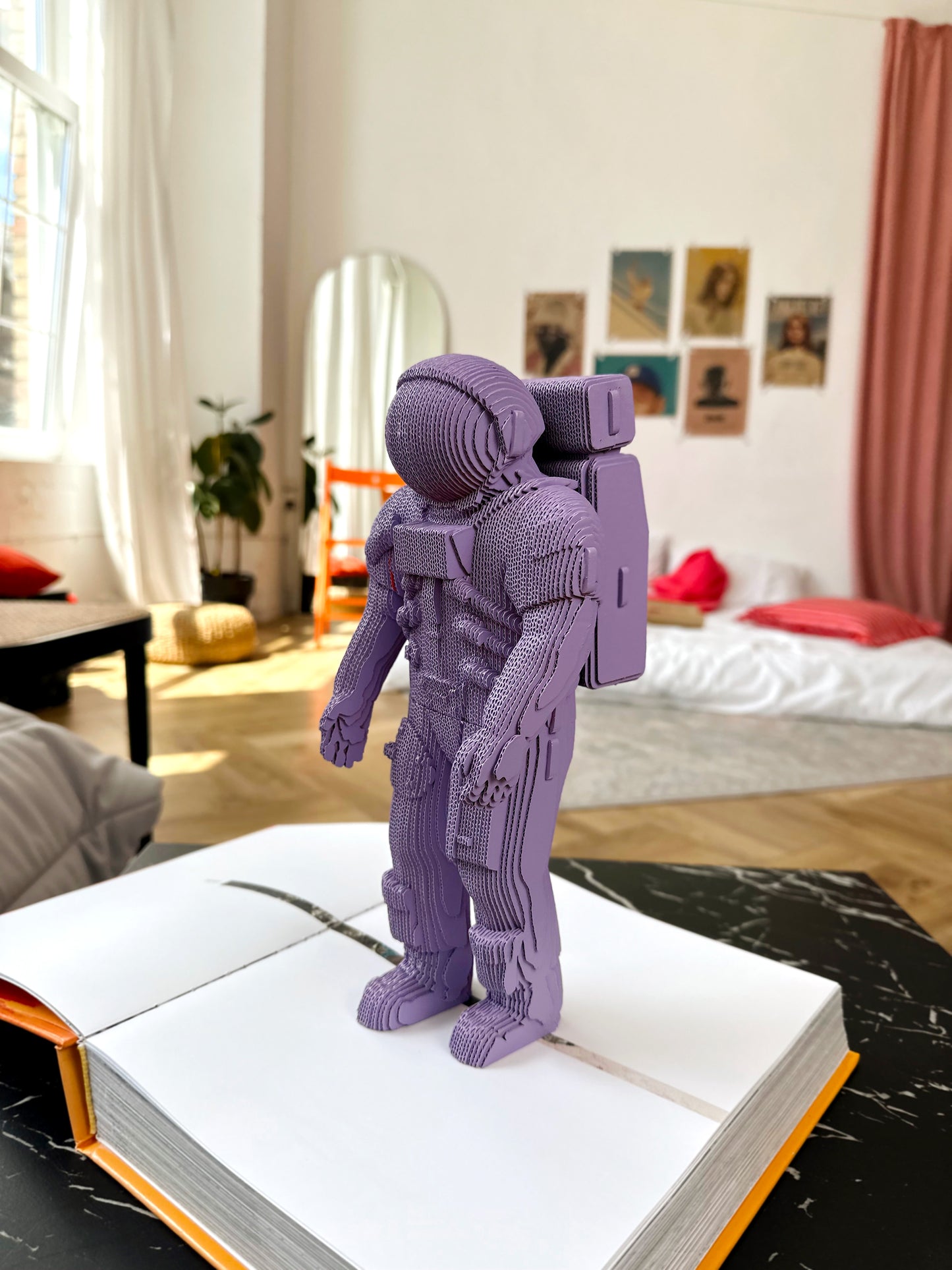 CARTONIC® – Astronaut - Modèle 3D en carton